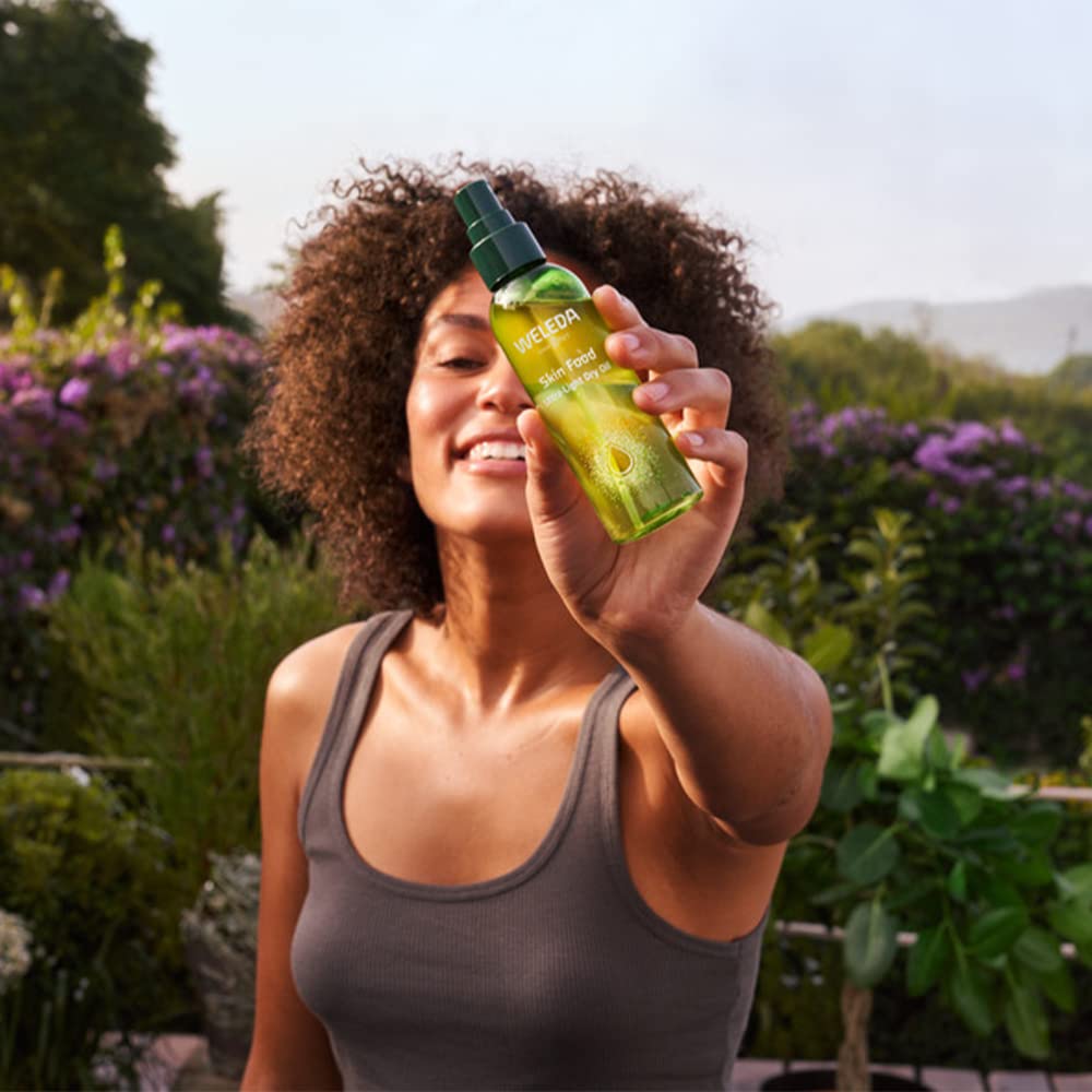 Weleda Skin Food Ultra-Light Dry Oil6